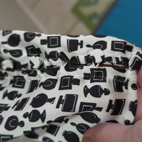 Women's Black and White Polyester print wrap top with elasticized waist - Picture 4 of 6